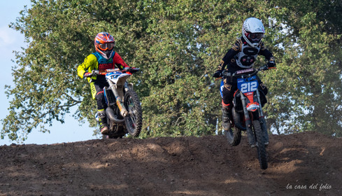 Moto-Cross