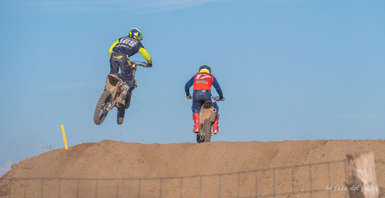 Moto-Cross