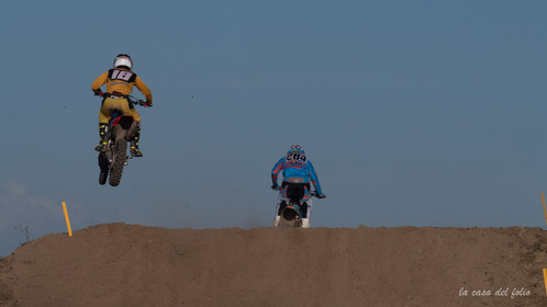 Moto-Cross