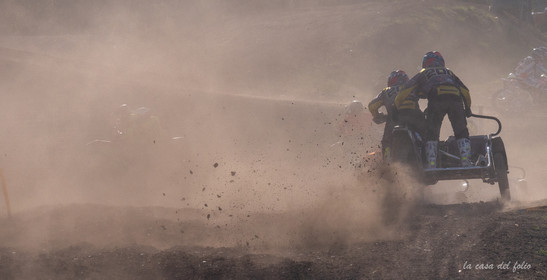 Moto-Cross