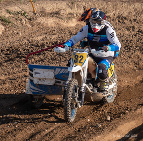 Moto-Cross