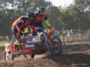 Moto-Cross