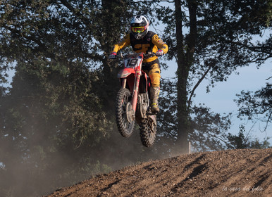 Moto-Cross