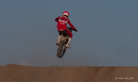 Moto-Cross