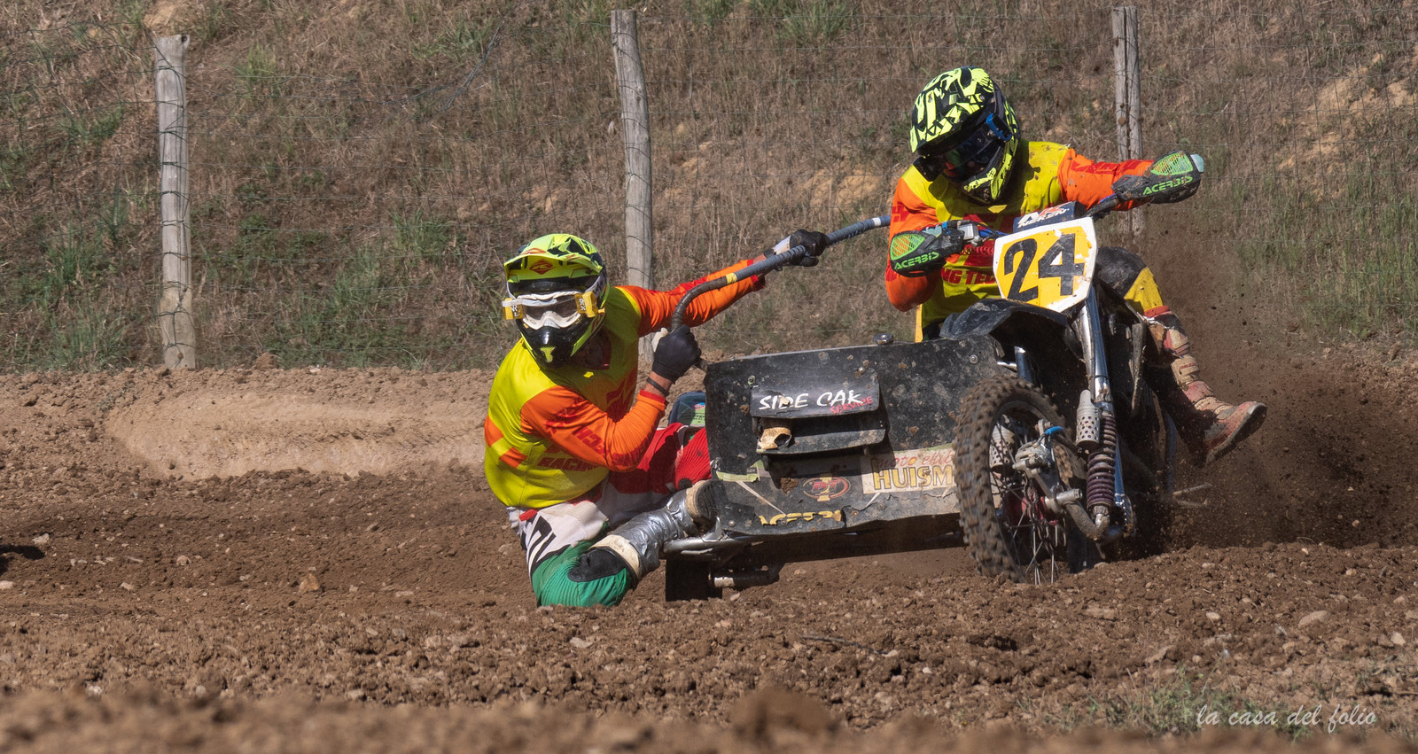 Moto-Cross