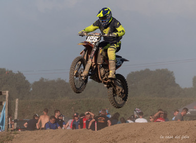 Moto-Cross