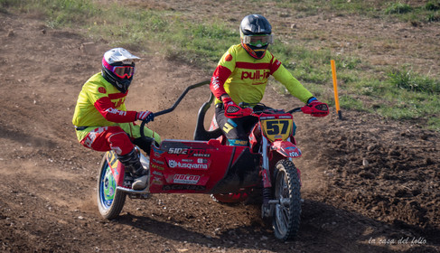 Moto-Cross