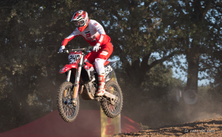 Moto-Cross