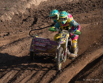 Moto-Cross