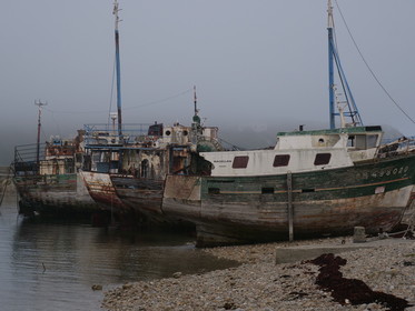Camaret sur Mer , le cimetière de bateau