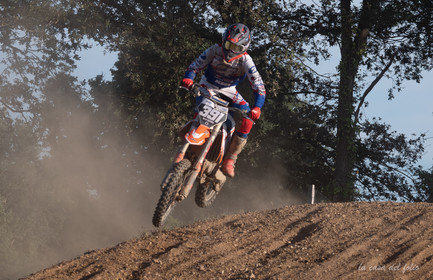 Moto-Cross