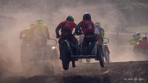Moto-Cross