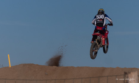 Moto-Cross