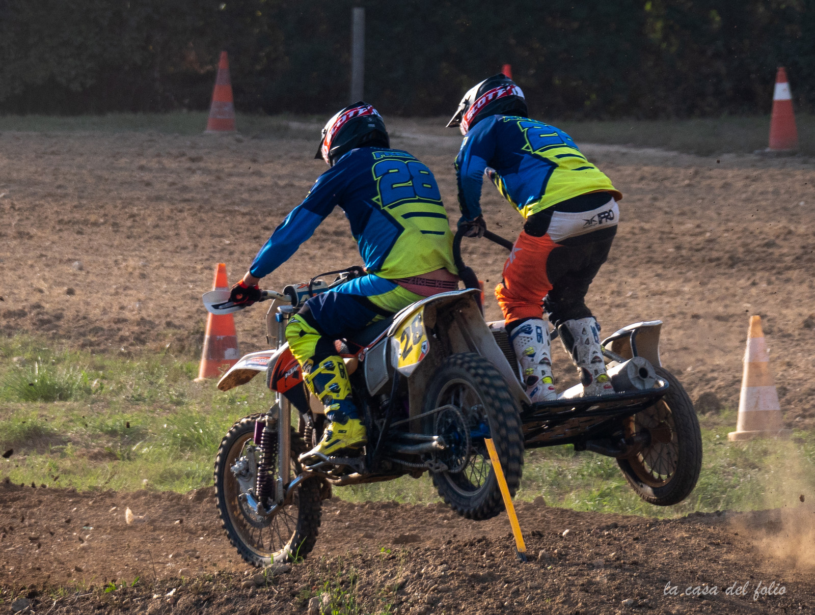 Moto-Cross