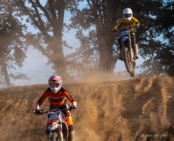 Moto-Cross