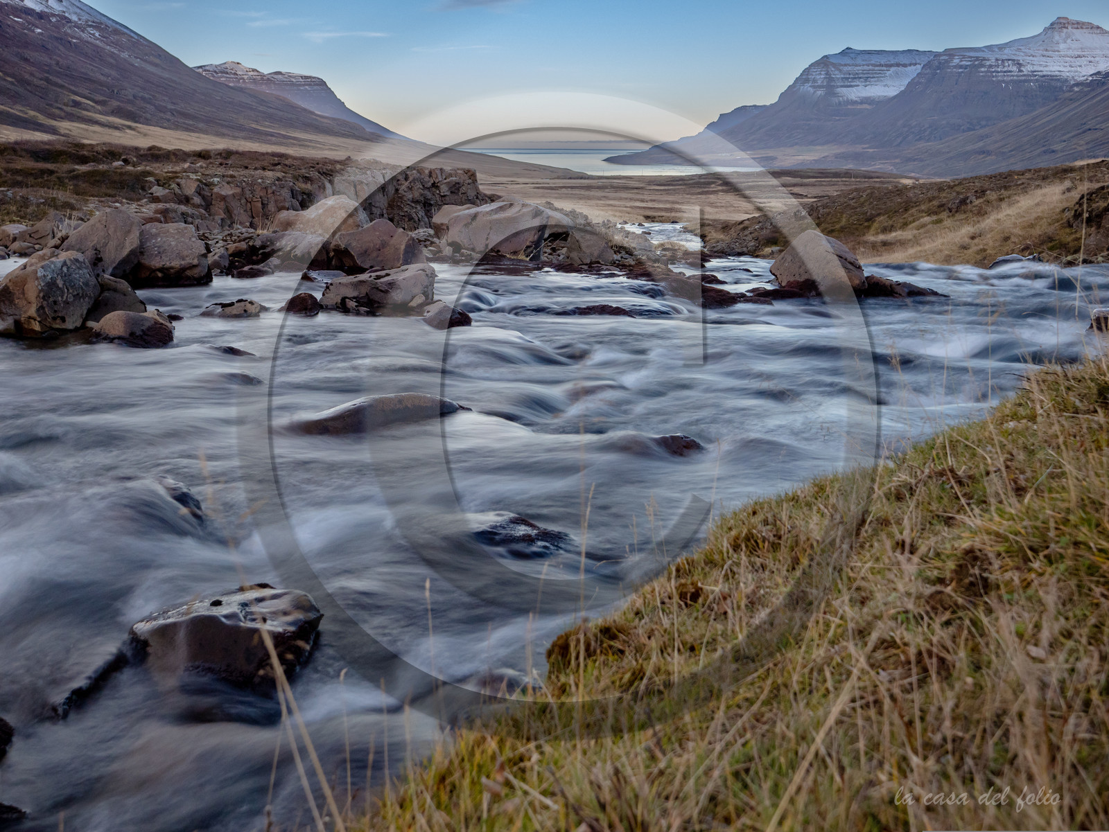 Paysage Islandais: Tirage photo ultraHD sur Alu Dibond.   100 X 70 cm