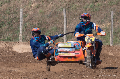Moto-Cross