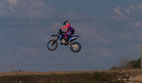 Moto-Cross