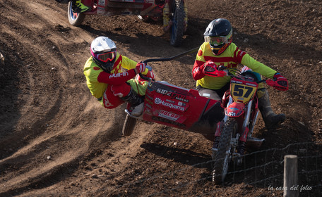 Moto-Cross
