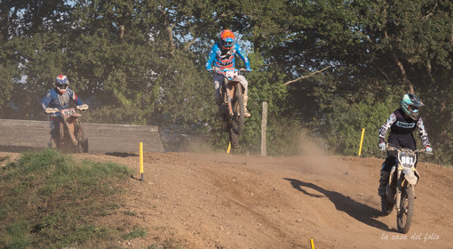 Moto-Cross