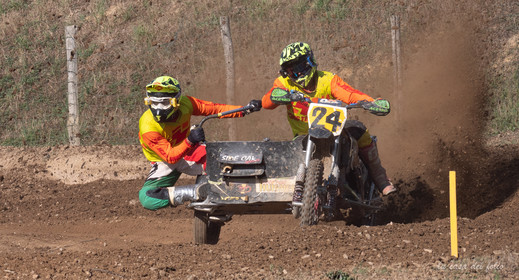 Moto-Cross