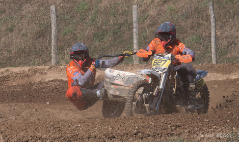 Moto-Cross