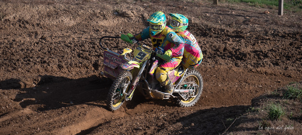 Moto-Cross