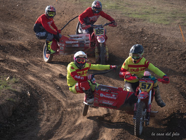 Moto-Cross