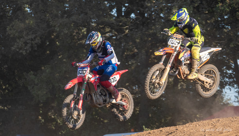 Moto-Cross
