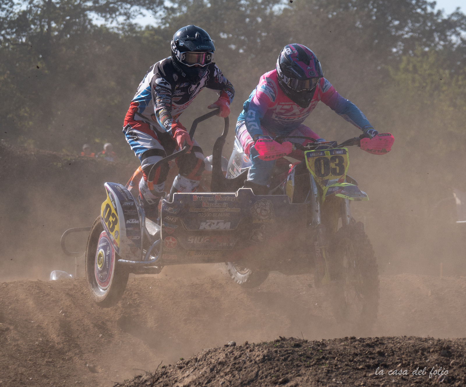 Moto-Cross