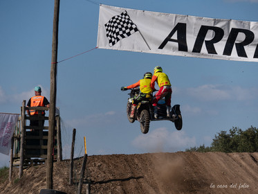 Moto-Cross