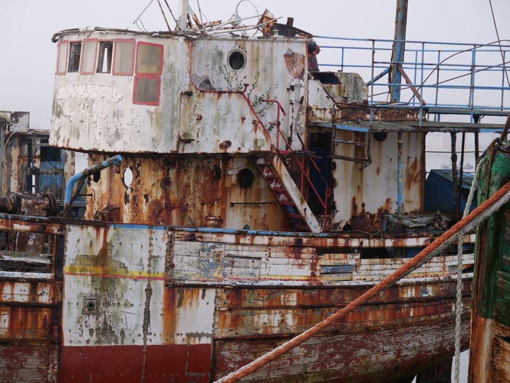 Camaret sur Mer , le cimetière de bateau