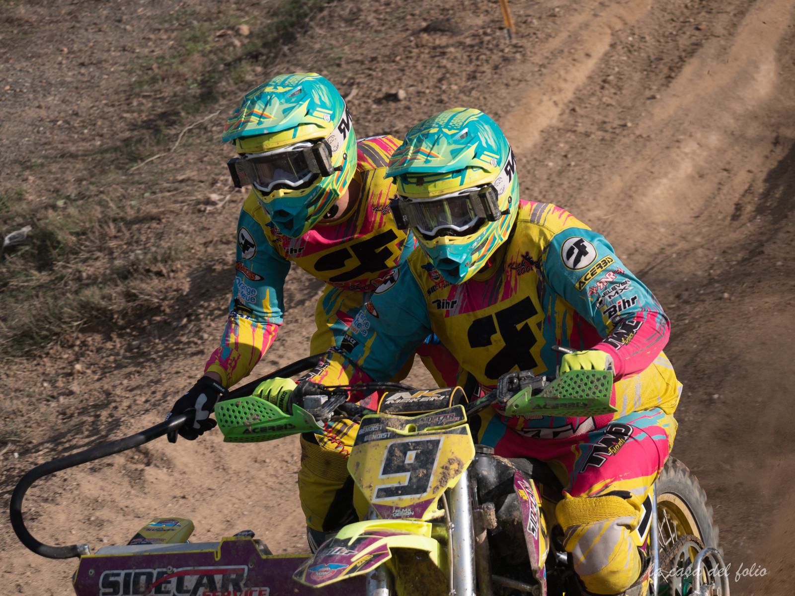 Moto-Cross