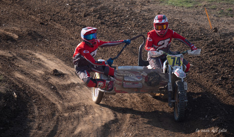 Moto-Cross