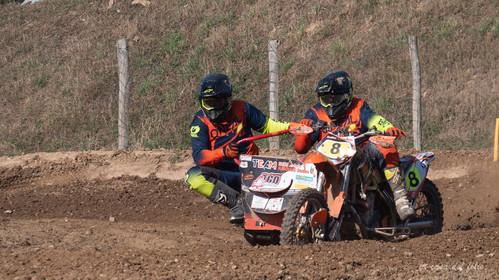 Moto-Cross
