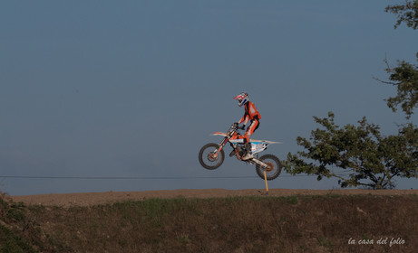 Moto-Cross
