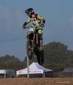 Moto-Cross