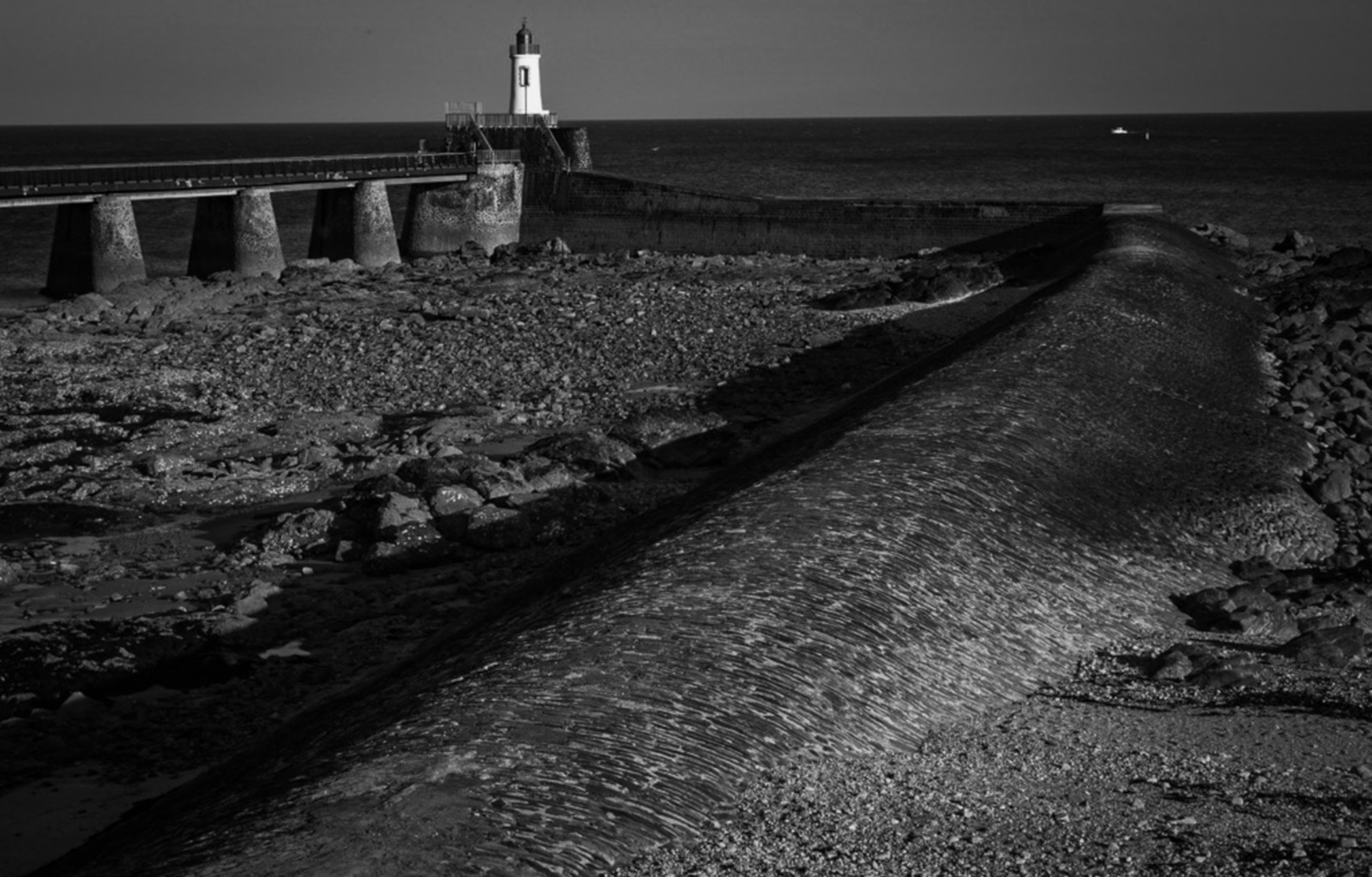 Phare de la grande jetée aux Sables d'Olonne
