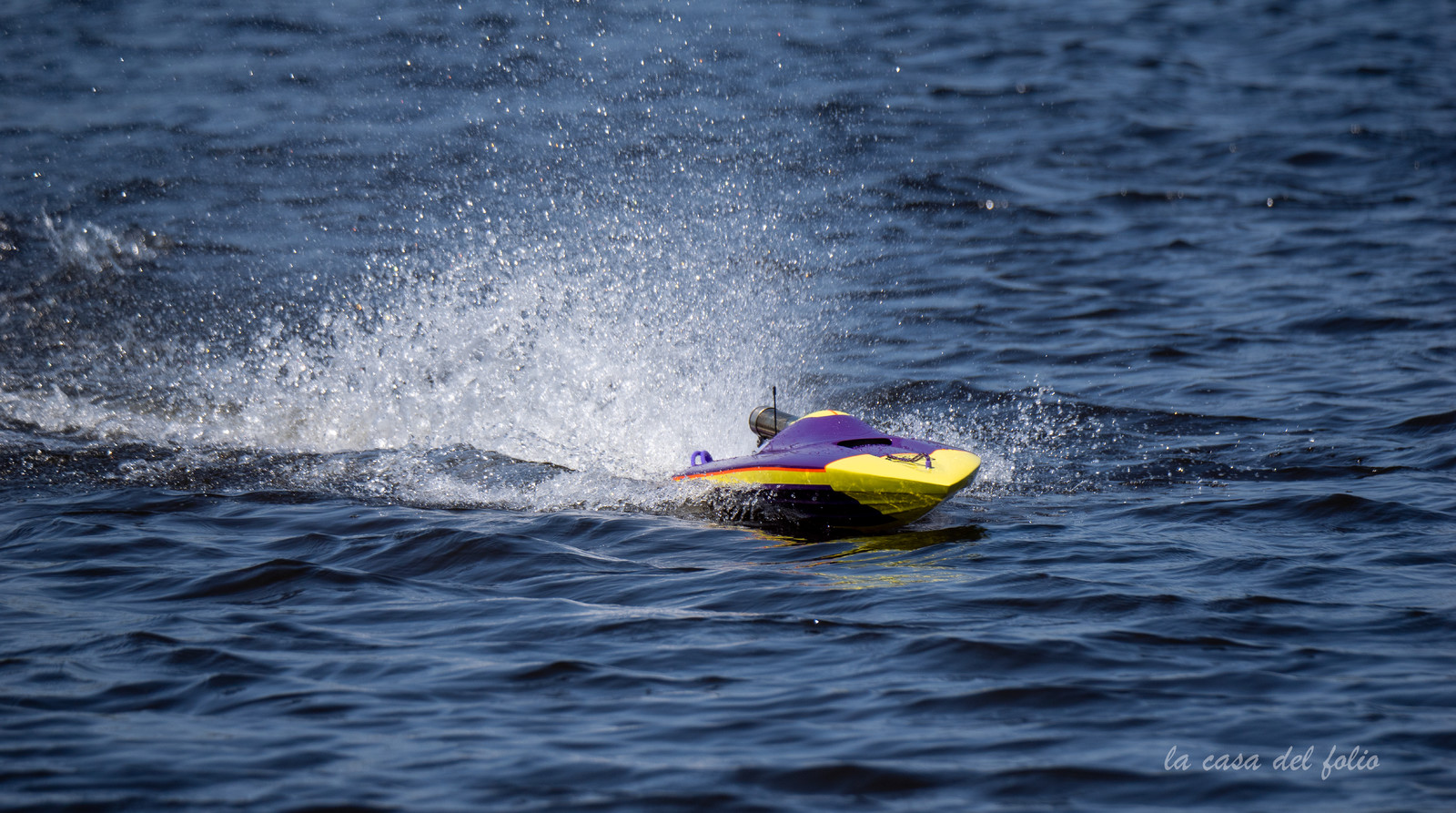 RC Offshore Boat
