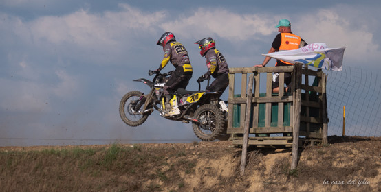 Moto-Cross