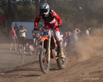 Moto-Cross