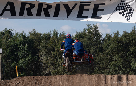 Moto-Cross