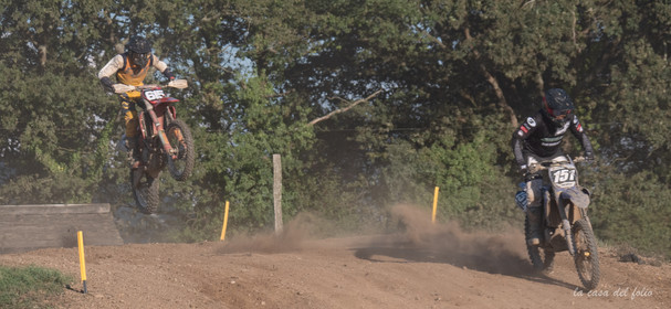 Moto-Cross