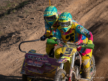 Moto-Cross