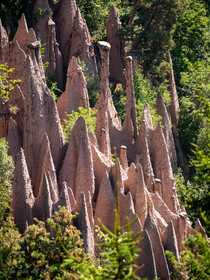 Earth pyramids