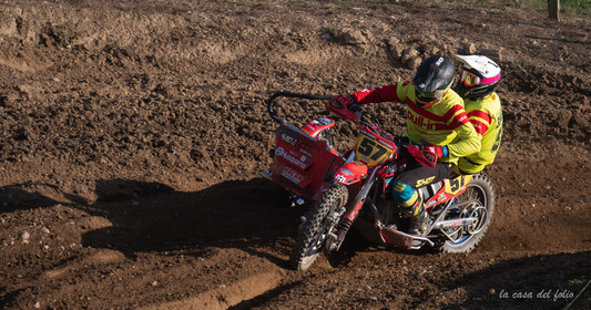 Moto-Cross