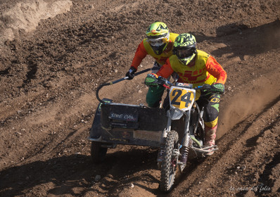 Moto-Cross