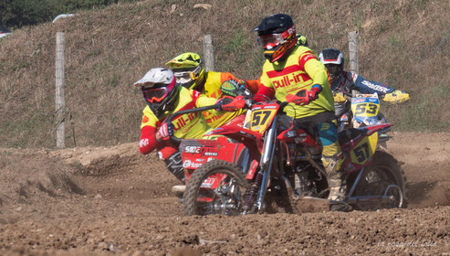 Moto-Cross