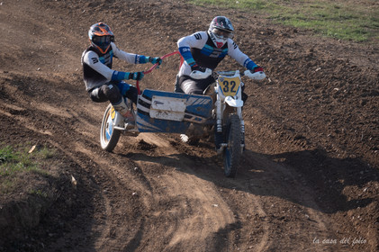 Moto-Cross