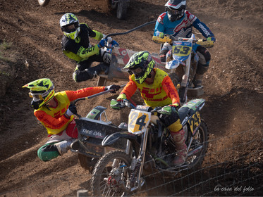 Moto-Cross